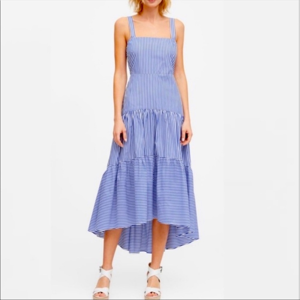 Perfect summer dress, never won, size 6, blue and white striped midi, with tags